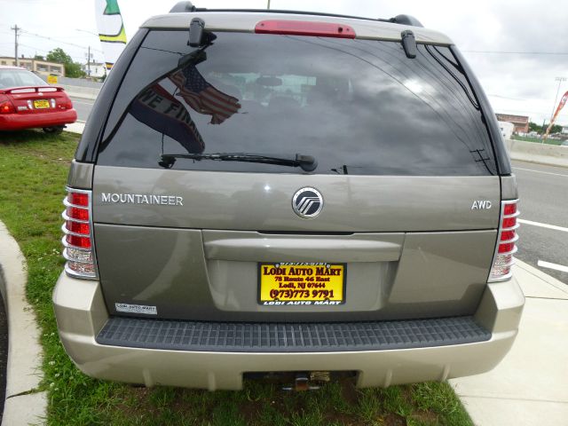 2005 Mercury Mountaineer GTP Coupe