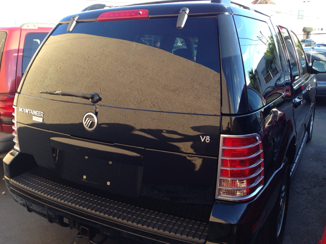2005 Mercury Mountaineer Slequad Cab