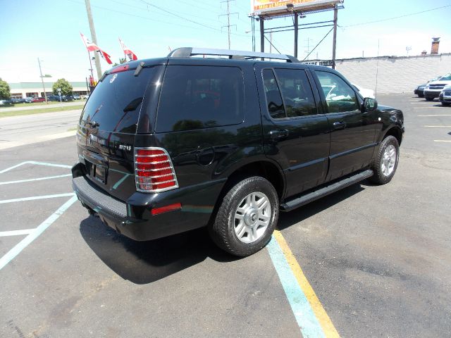 2005 Mercury Mountaineer 2500 HD 4X4