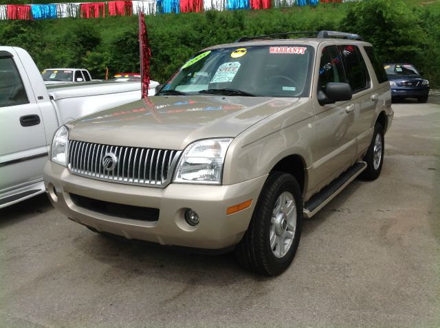 2005 Mercury Mountaineer 2500 HD 4X4