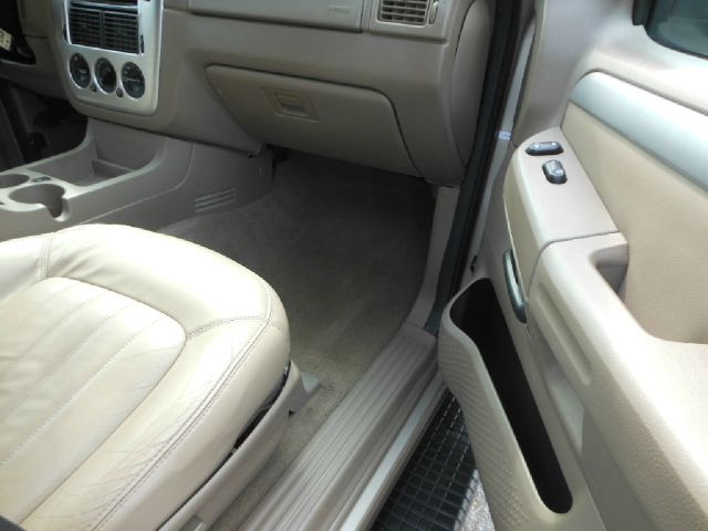 2005 Mercury Mountaineer Power Windows, Seat And Locks