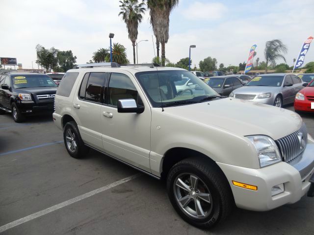 2005 Mercury Mountaineer 2500 HD 4X4