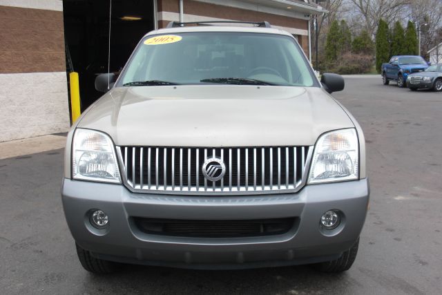 2005 Mercury Mountaineer EX - DUAL Power Doors