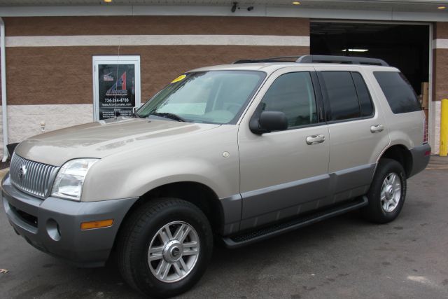 2005 Mercury Mountaineer EX - DUAL Power Doors