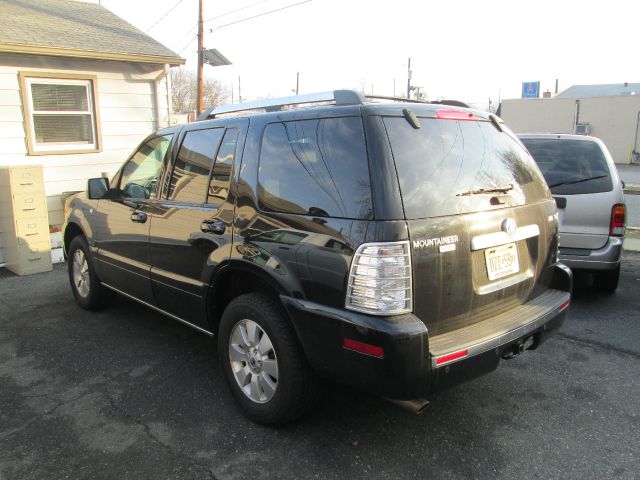 2006 Mercury Mountaineer 2500 HD 4X4