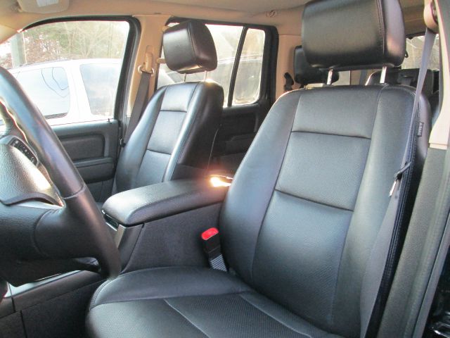 2006 Mercury Mountaineer 2500 HD 4X4