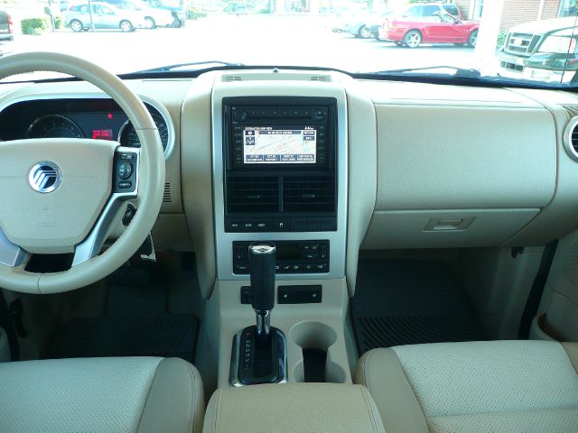2006 Mercury Mountaineer 2500 HD 4X4