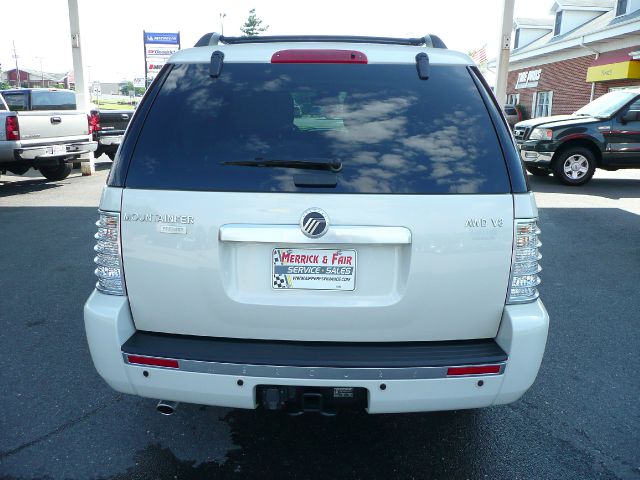 2006 Mercury Mountaineer 2500 HD 4X4
