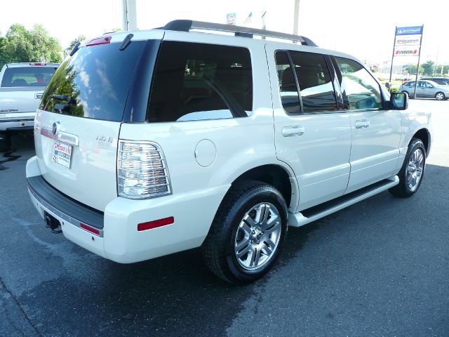2006 Mercury Mountaineer 2500 HD 4X4