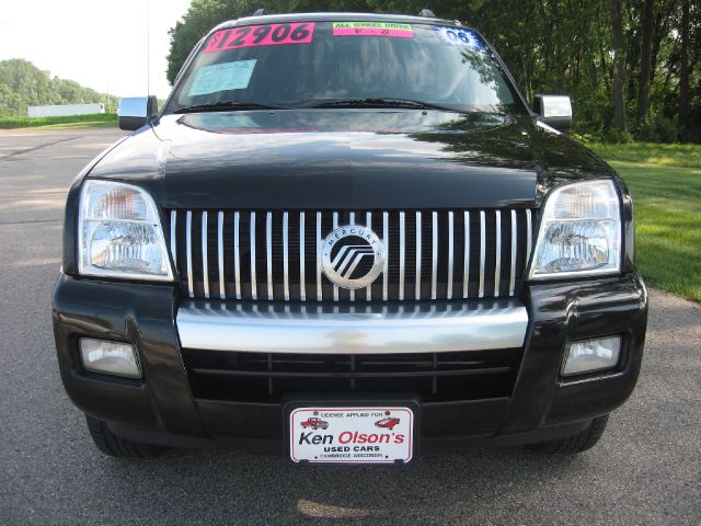 2006 Mercury Mountaineer 2500 HD 4X4