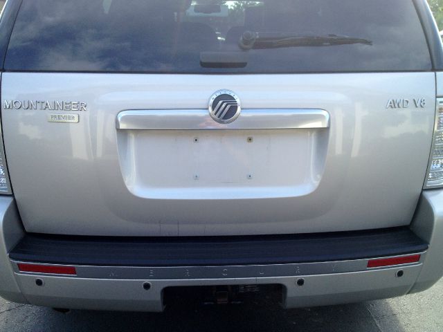 2006 Mercury Mountaineer R1