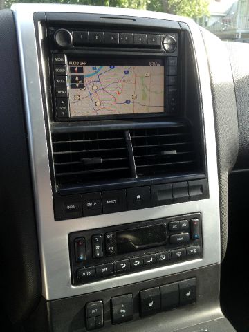 2006 Mercury Mountaineer R1