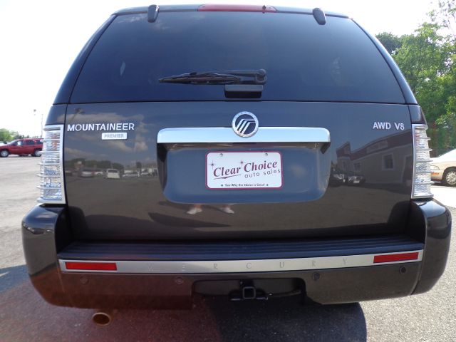 2006 Mercury Mountaineer CREW DSL XLT 4WD