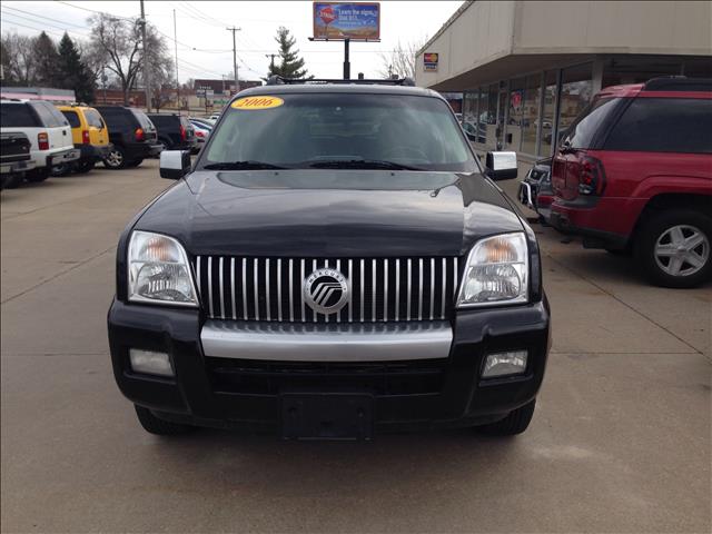 2006 Mercury Mountaineer 2500 HD 4X4