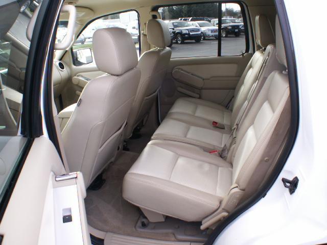 2006 Mercury Mountaineer Coupe