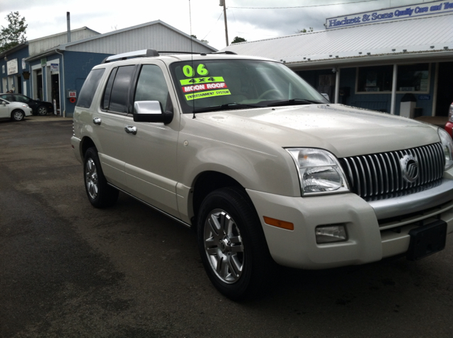 2006 Mercury Mountaineer 2500 HD 4X4