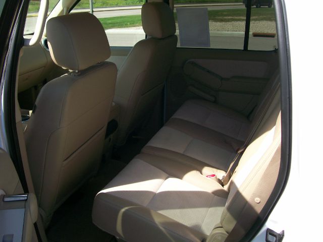 2006 Mercury Mountaineer 2500 HD 4X4