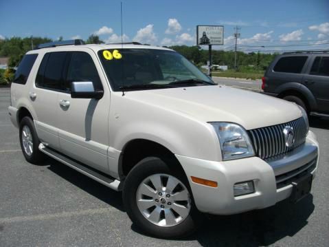 2006 Mercury Mountaineer 2500 HD 4X4