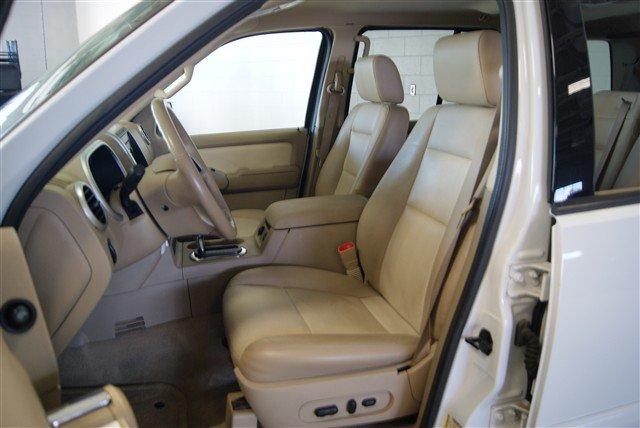 2007 Mercury Mountaineer XLE AWD Van