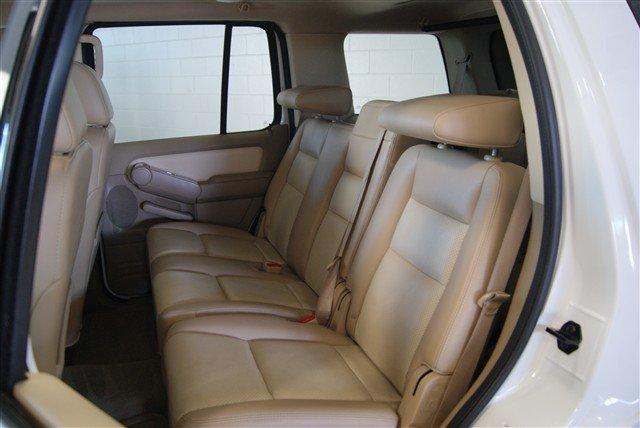 2007 Mercury Mountaineer XLE AWD Van
