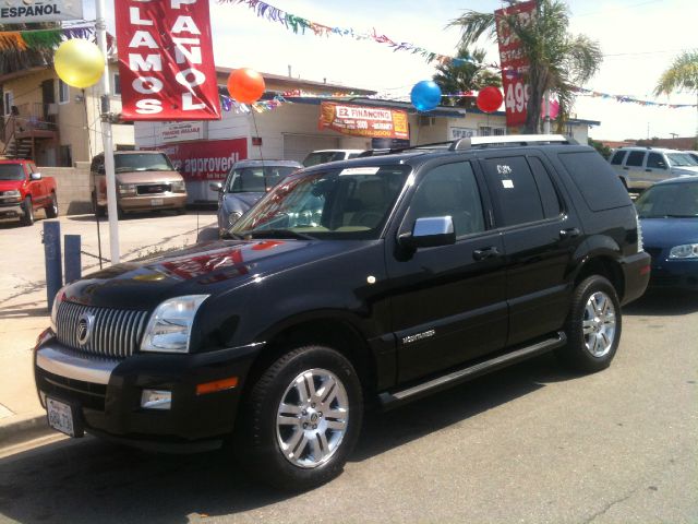 2007 Mercury Mountaineer Sportw/sunroof, ONE Owner