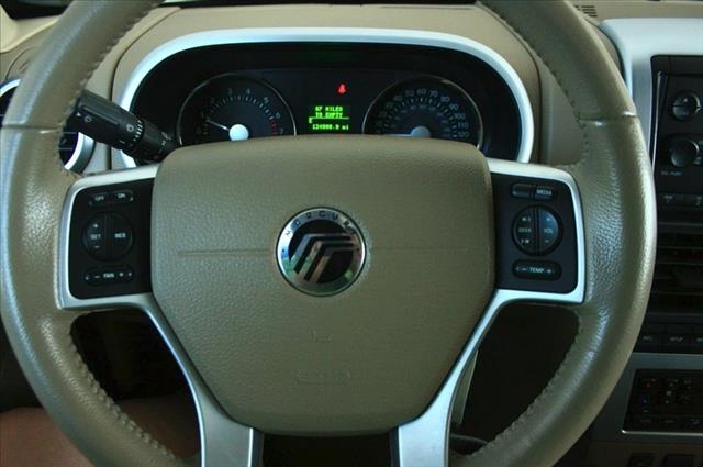 2007 Mercury Mountaineer Luxury Nav Sunroof Chrome PKG