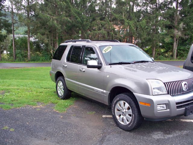 2008 Mercury Mountaineer Typessedan