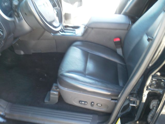 2008 Mercury Mountaineer With Navigation AWD Sedan