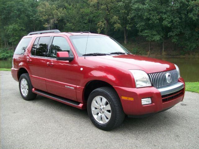 2008 Mercury Mountaineer Typessedan