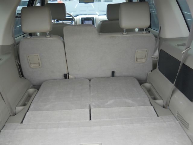 2008 Mercury Mountaineer 2500 HD 4X4