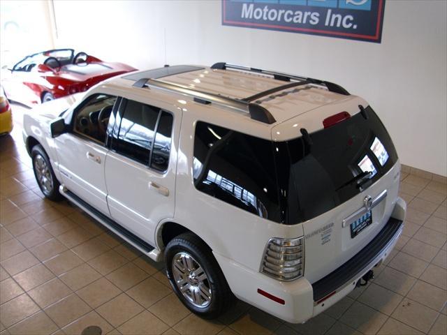 2009 Mercury Mountaineer 1500 Sport Utility Pickup 4D