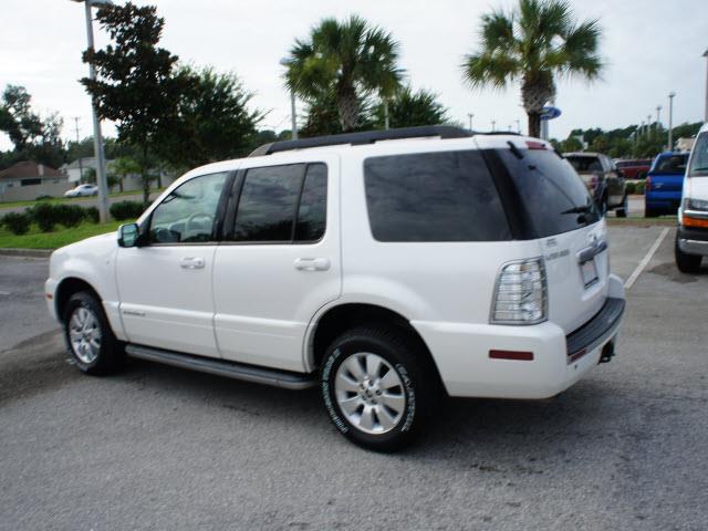 2010 Mercury Mountaineer Unknown