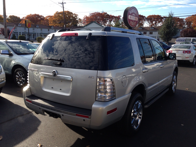 2010 Mercury Mountaineer Crome