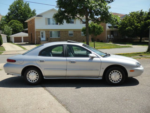 1999 Mercury Sable Blk Ext With Silver Trin