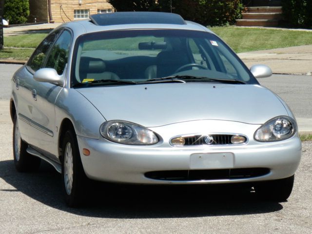 1999 Mercury Sable Blk Ext With Silver Trin