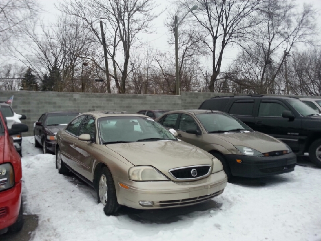 2001 Mercury Sable 143.5 LTZ