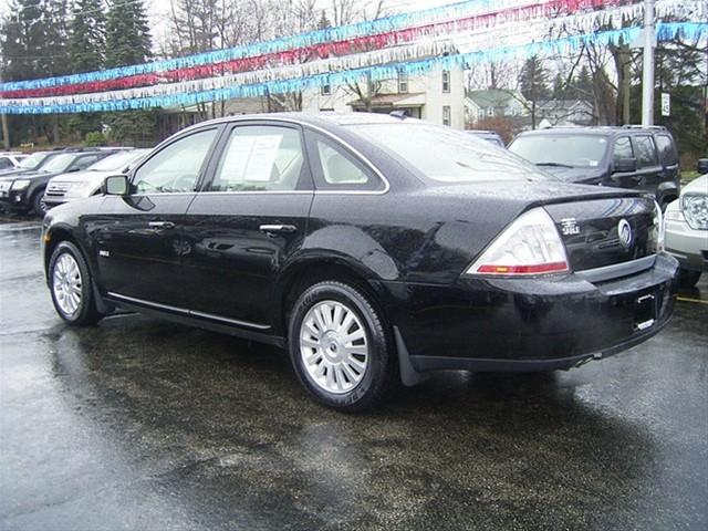 2008 Mercury Sable Luxury II Sedan