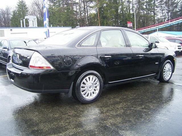 2008 Mercury Sable Luxury II Sedan