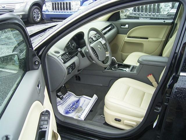 2008 Mercury Sable Luxury II Sedan