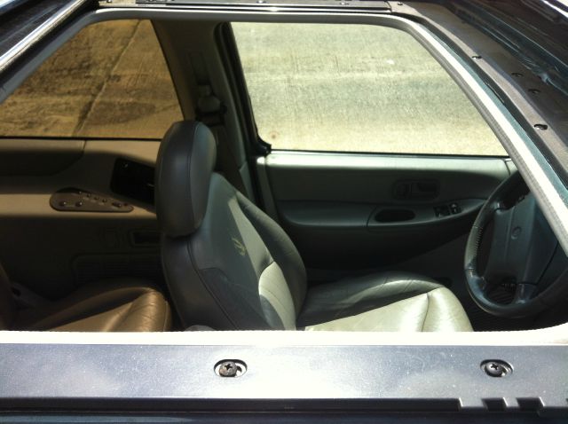 1997 Mercury Villager 2.