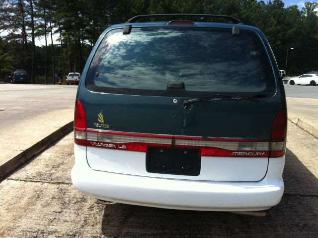 1997 Mercury Villager 2.