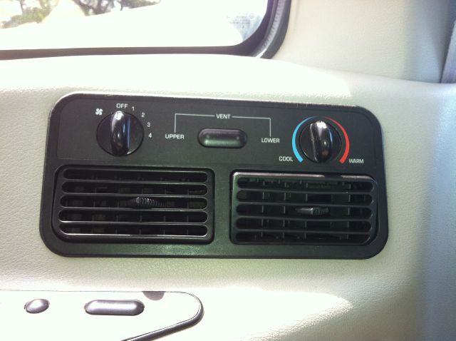 1997 Mercury Villager 2.