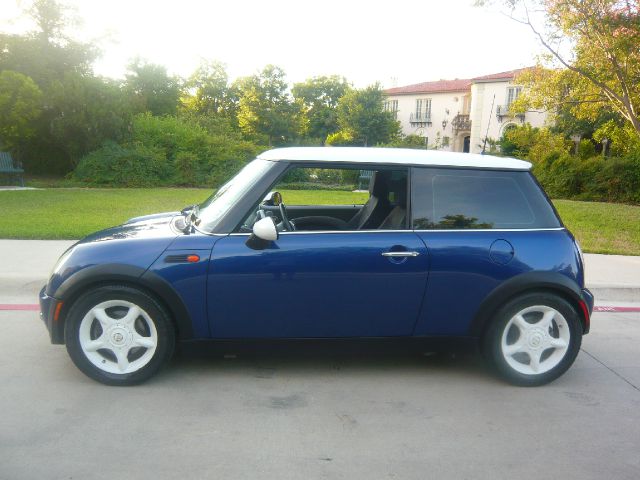 2002 Mini Cooper Base