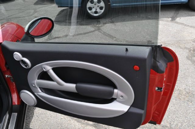 2003 Mini Cooper Base