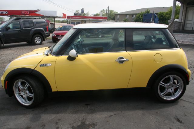 2003 Mini Cooper Base