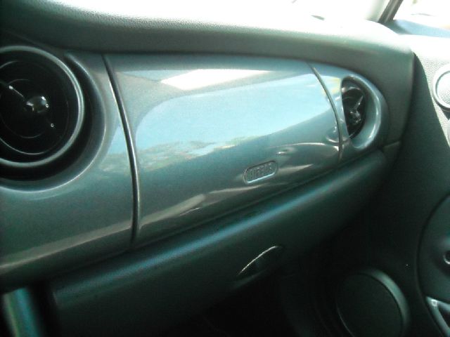 2003 Mini Cooper Base