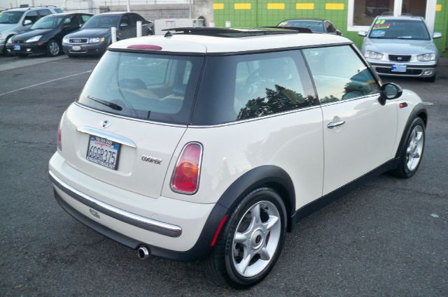 2003 Mini Cooper Base