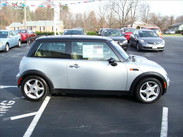 2003 Mini Cooper Base