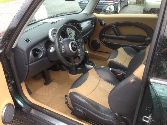 2004 Mini Cooper Base