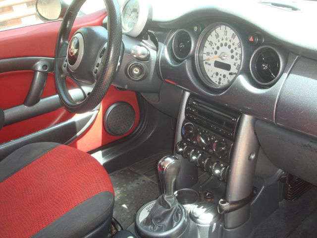 2004 Mini Cooper Base